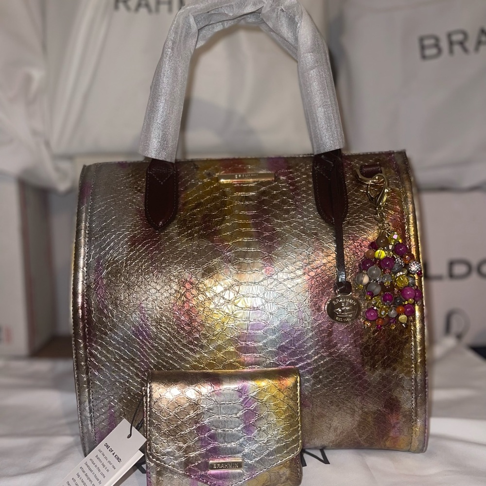Brahmin Caroline Multi Mimsy and wallet. New never carried.